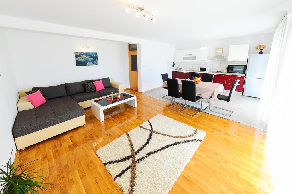 Apartments Rajic Split Exterior photo